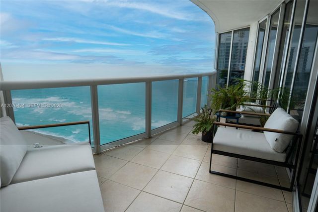 17201 Collins Avenue 3502, Sunny Isles Beach, FL 33160