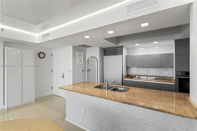17201 Collins Avenue 3502, Sunny Isles Beach, FL 33160