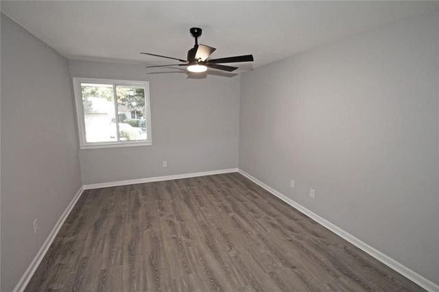 346 Carpenter NE Drive 32, Sandy Springs, GA 30328