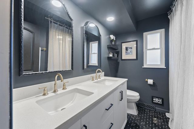 5276 Heritage Lane, Hilliard, OH 43026
