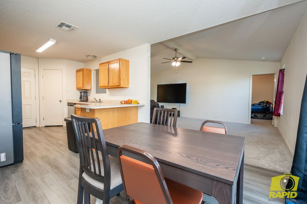 Image 10 of property listing at 1313 Johnny Lane, San Angelo, TX 76905