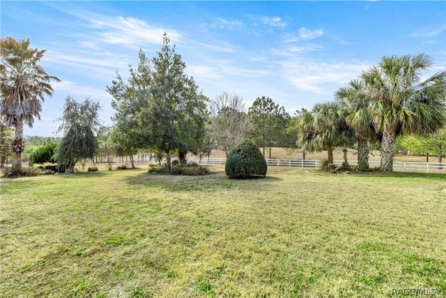 1626 E Gate Dancer Circle, Inverness, FL 34453