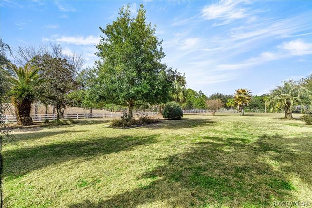 1626 E Gate Dancer Circle, Inverness, FL 34453