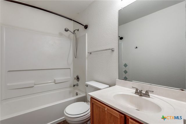 721 New Bridge Drive, Kyle, TX 78640