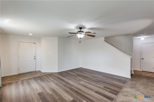 721 New Bridge Drive, Kyle, TX 78640