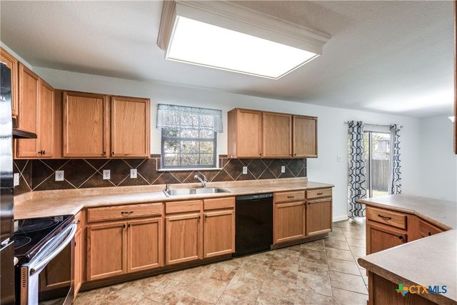 721 New Bridge Drive, Kyle, TX 78640