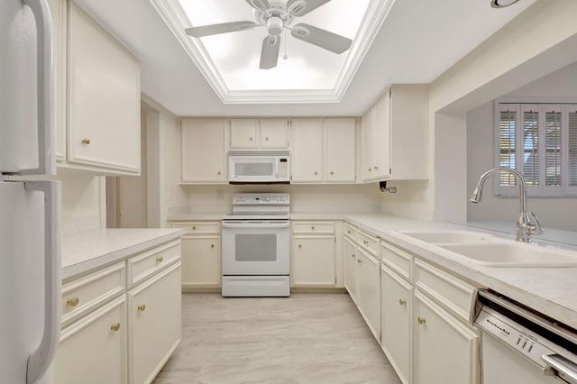 428 Pine Villa Drive, Atlantis, FL 33462