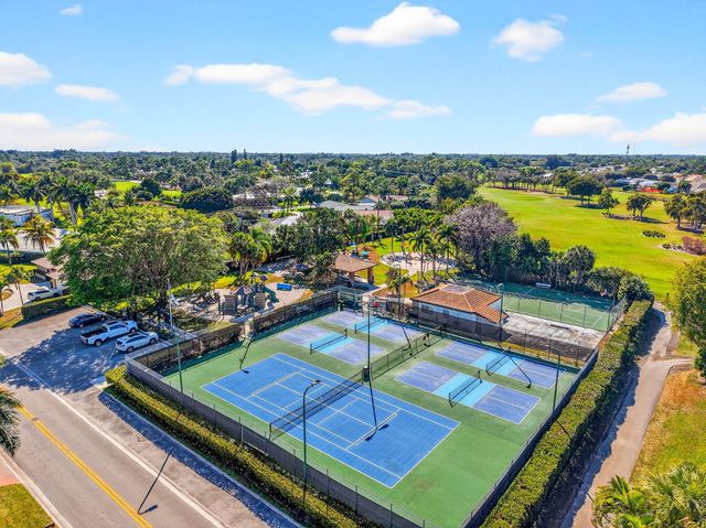 428 Pine Villa Drive, Atlantis, FL 33462