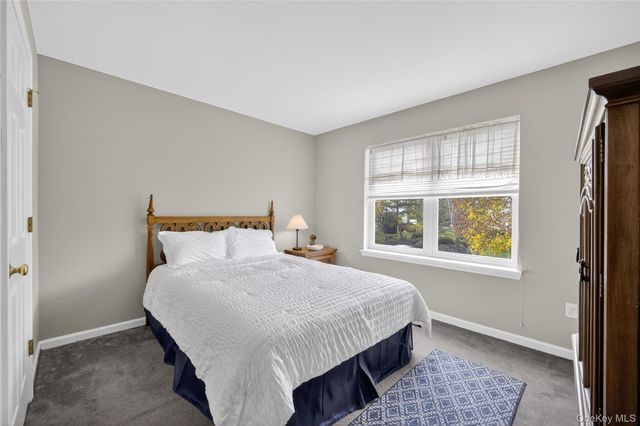 25 Osborne Glen, Poughquag, NY 12570