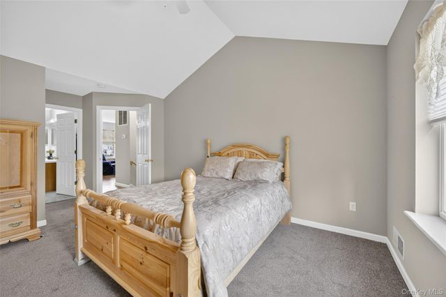 25 Osborne Glen, Poughquag, NY 12570