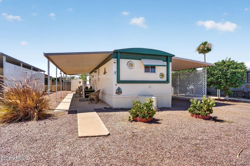 747 E GERMANN Road 4, San Tan Valley, AZ 85140 — photo 2