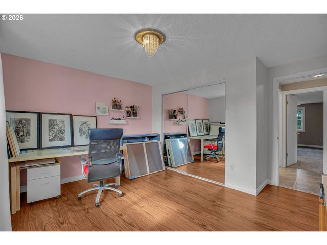 107 GLENWOOD Ct, Oregon City, OR 97045