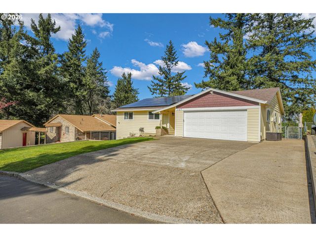 107 GLENWOOD Ct, Oregon City, OR 97045