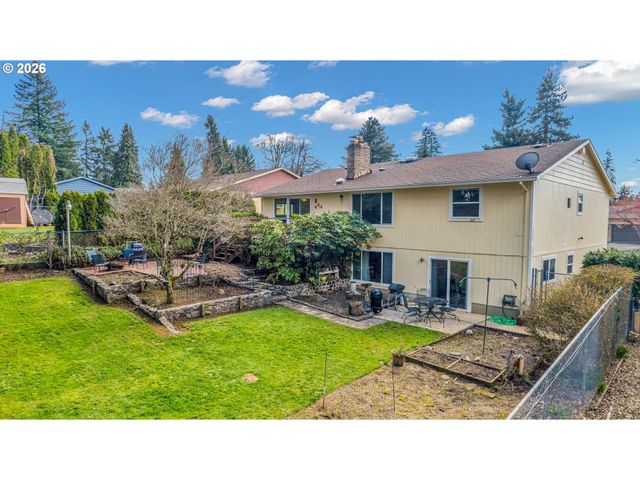 107 GLENWOOD Ct, Oregon City, OR 97045