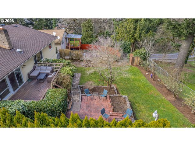 107 GLENWOOD Ct, Oregon City, OR 97045