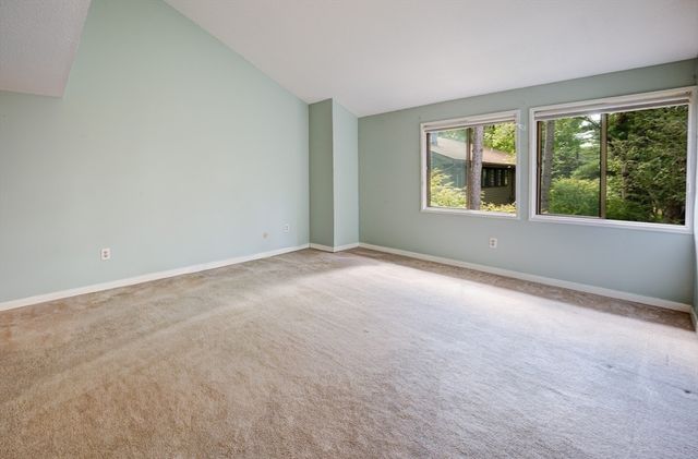 522 Tumbling Hawk 522, Acton, MA 01718