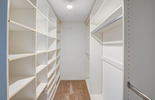 522 Tumbling Hawk 522, Acton, MA 01718