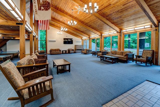 522 Tumbling Hawk 522, Acton, MA 01718