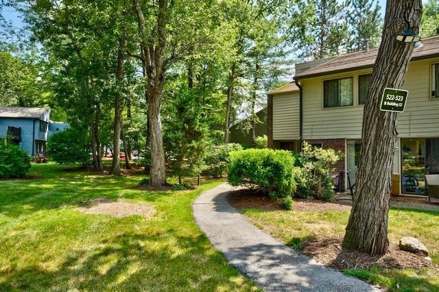 522 Tumbling Hawk 522, Acton, MA 01718