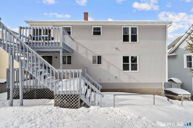 35 Woodlawn Avenue, Ansonia, CT 06401