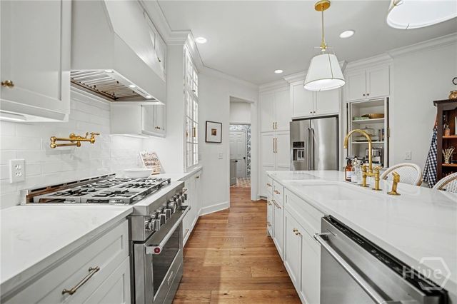 2 Tarrow Ridge Road, Savannah, GA 31411