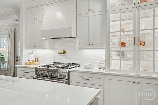 2 Tarrow Ridge Road, Savannah, GA 31411