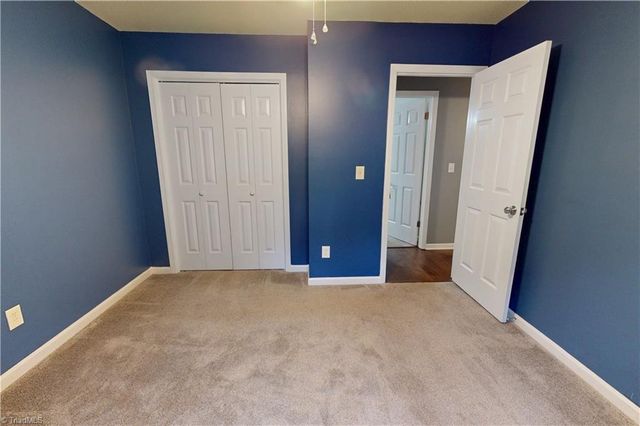 1578 Twin Oaks Drive, King, NC 27021