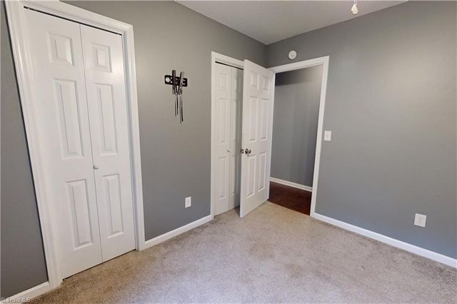 1578 Twin Oaks Drive, King, NC 27021