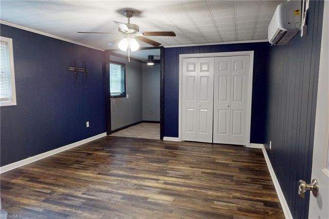 1578 Twin Oaks Drive, King, NC 27021