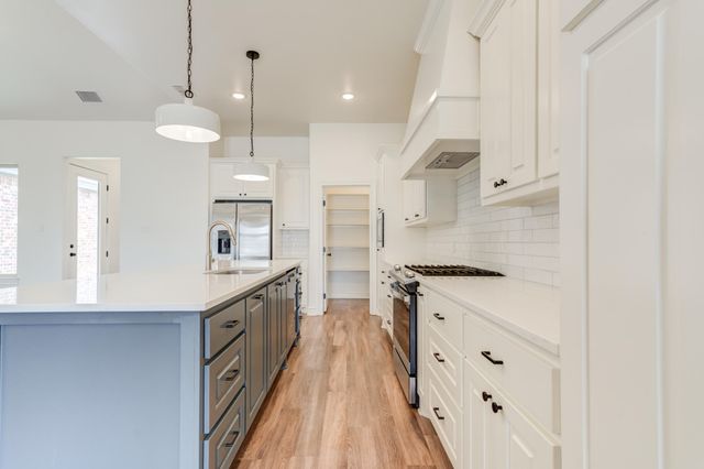 7603 52nd Street, Lubbock, TX 79407