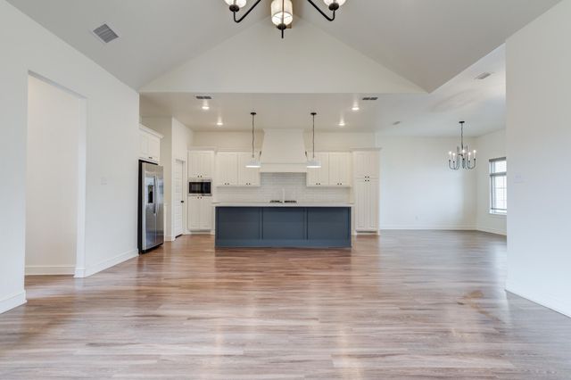 7603 52nd Street, Lubbock, TX 79407