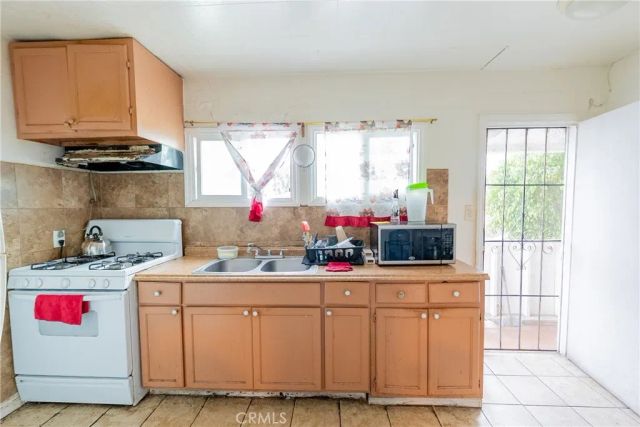 707 E 65th, Inglewood, CA 90302