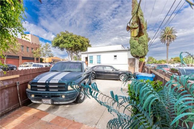 707 E 65th, Inglewood, CA 90302