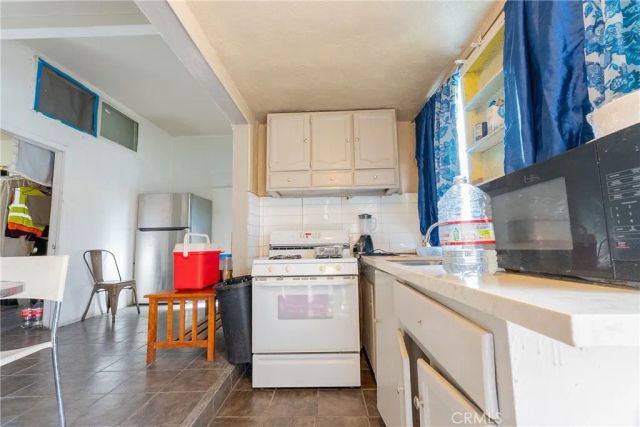 707 E 65th, Inglewood, CA 90302