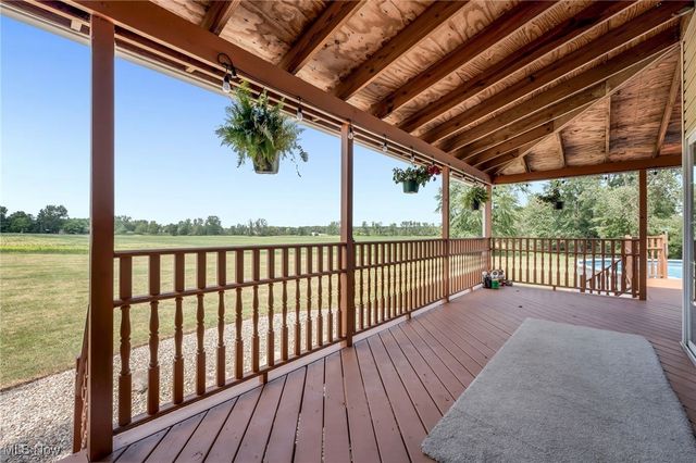 9373 Murray Ridge Road, Elyria, OH 44035