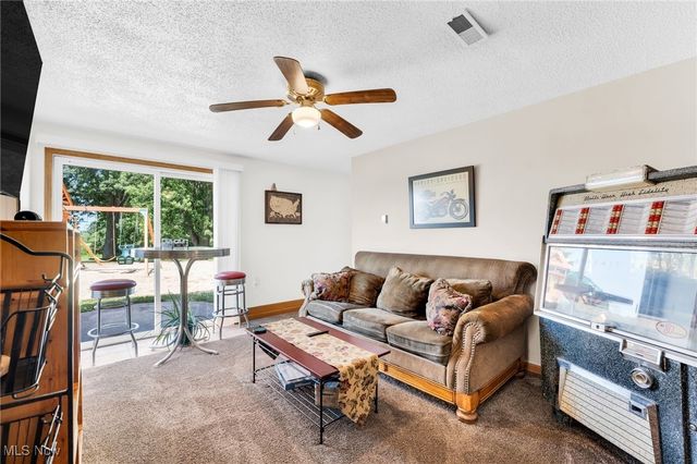 9373 Murray Ridge Road, Elyria, OH 44035