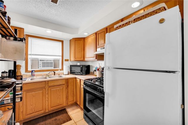 9373 Murray Ridge Road, Elyria, OH 44035