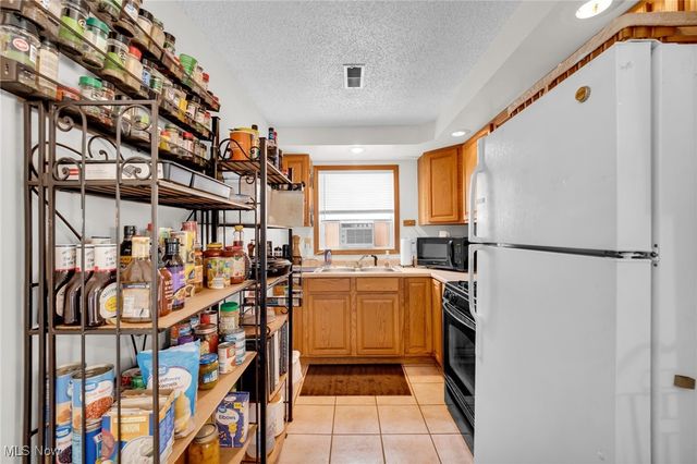 9373 Murray Ridge Road, Elyria, OH 44035