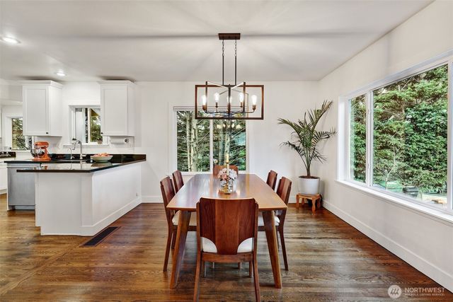 347 29th Avenue, Seattle, WA 98122