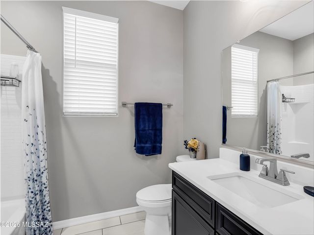 10857 W Sarabella Drive, Marana, AZ 85653