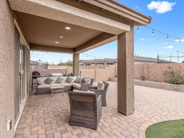 10857 W Sarabella Drive, Marana, AZ 85653