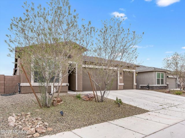 10857 W Sarabella Drive, Marana, AZ 85653