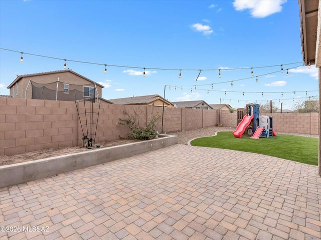 10857 W Sarabella Drive, Marana, AZ 85653