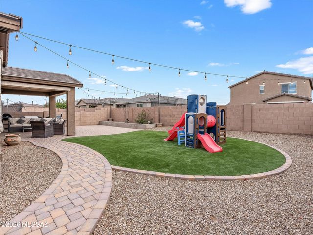 10857 W Sarabella Drive, Marana, AZ 85653