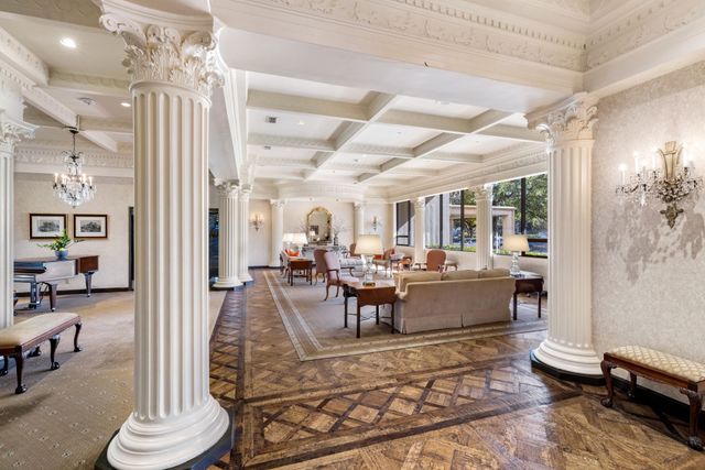 6335 W Northwest Highway 2015, Dallas, TX 75225