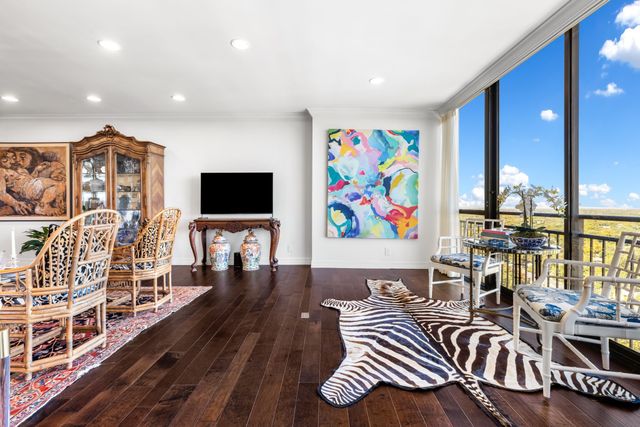 6335 W Northwest Highway 2015, Dallas, TX 75225