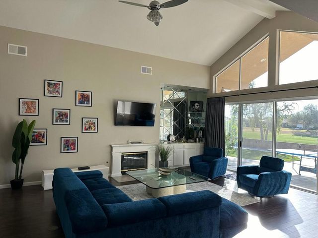 65 La Costa Drive, Rancho Mirage, CA 92270