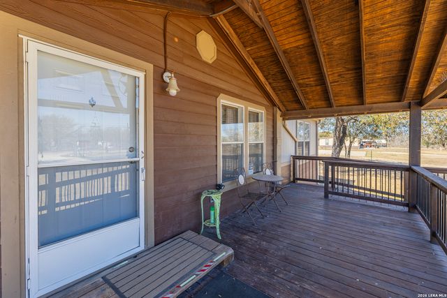 494 County Road 4638, Hondo, TX 78861