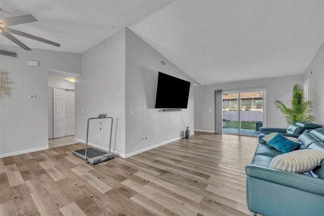 15215 SW 39TH CIRCLE, Ocala, FL 34473