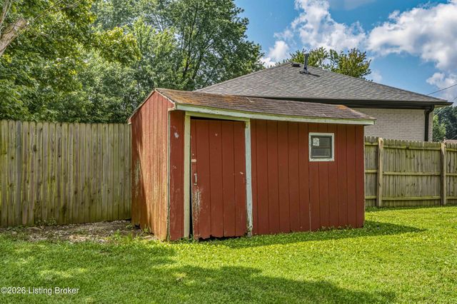 128 Gofton Ct, Louisville, KY 40229